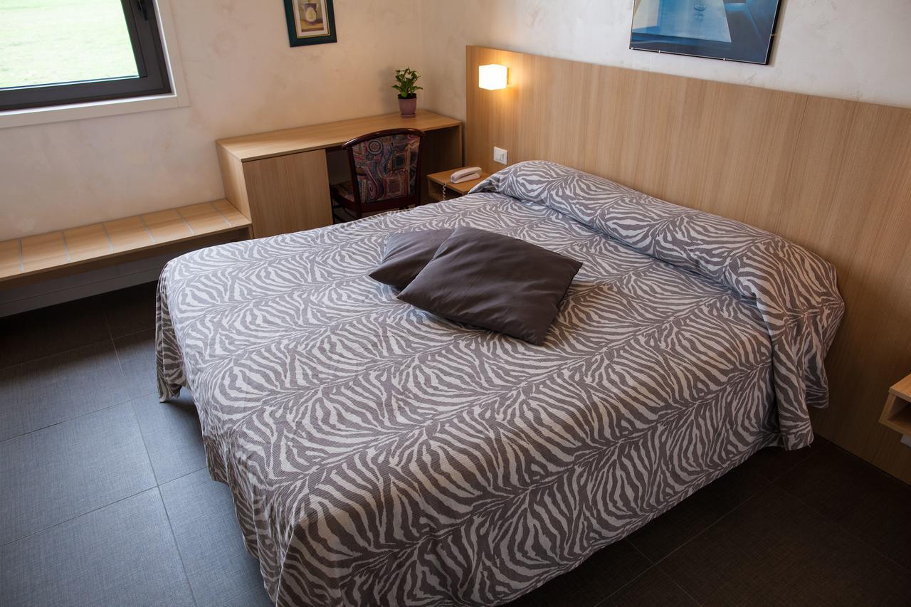 Hotel La Tavernetta Campobasso Eksteriør billede